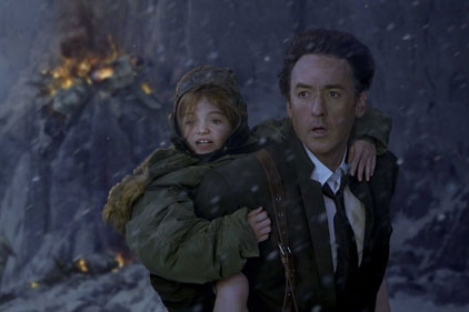 John Cusack ve filmu 2012. John Cusack ve filmu 2012.
