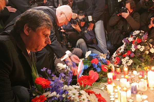 Prezident Klaus a premiér Fischer na Národní třídě.