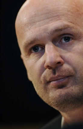 Michal B&iacute;lek, hledač.