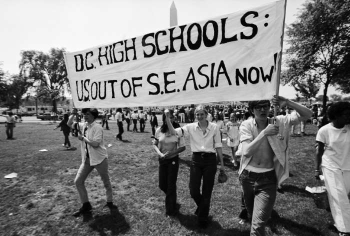 Protesty proti vietnamské válce v USA. 