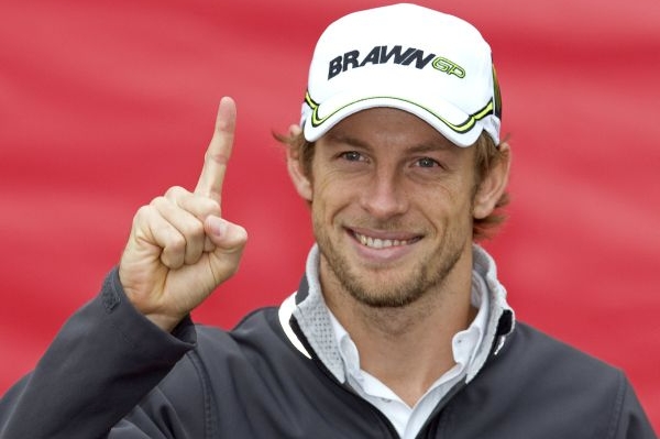 Mistr světa formule 1 Jenson Button přestupuje do McLarenu.
