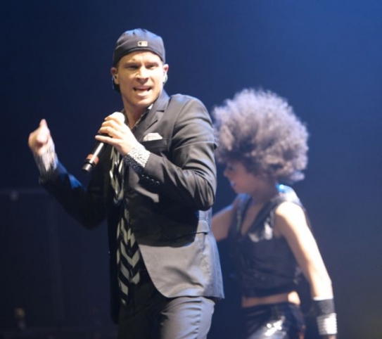 Brian Littrell, od 90. let se o moc nezměnil.