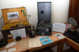 Na výstavě budou k vidění historické polarografické přístroje.