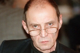 Romanovský už sedí za podvody v pankrácké věznici.