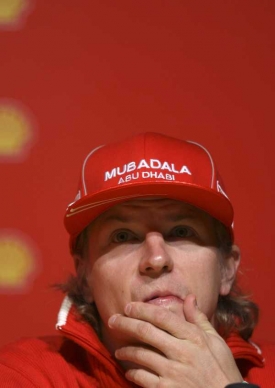 Finský jezdec Kimi Räikkönen definitivně střídá formuli 1 za rallye.