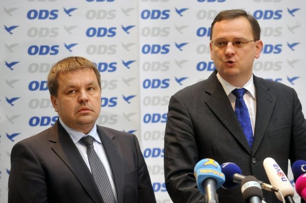 ODS se nelíbí, jak levicové návrhy rozebírají Janotův balíček. 