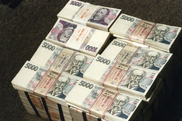 Rozpočet bude mít přece jen vyšší deficit, než se plánovalo.