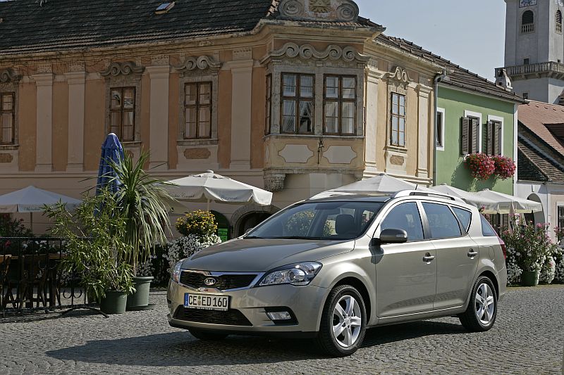 Kia Cee'd SW stojí od 290 tisíc korun.