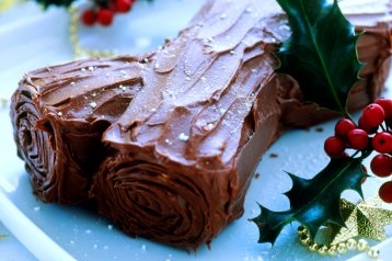 Francouzskou specialitou je buche de Noël. Francouzskou specialitou je buche de Noël.
