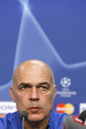 Nový kouč německého Stuttgartu Christian Gross.