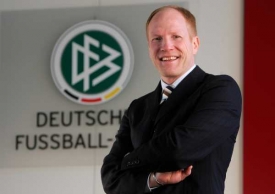 Německá fotbalová legenda Matthias Sammer kritizuje Arsenal.