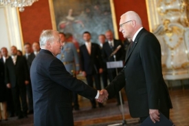 Prezident Klaus se v pátek setká s ministrem Janotou kjvůli rozpočtu.