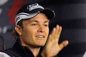 Dočká se pilot Mercedesu Nico Rosberg hvězdného týmového kolegy?