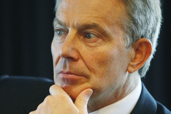 Blair bude vypovídat před zvláštní komisí k irácké válce.
