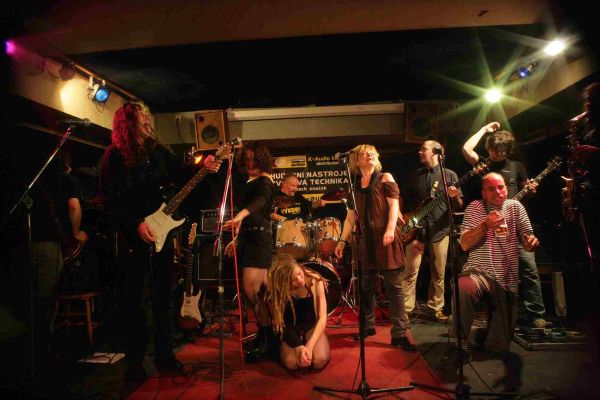 Uširváč v akci - koncert k deseti letům souboru