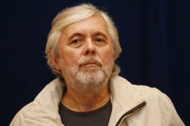 Josef Abrhám se k herectví dostal zásluhou špatného kárdového posudku.