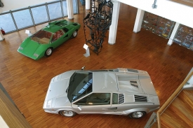 Sázka na efekt Lamborghini vychází od počátku.