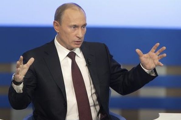 Vladimir Putin slíbil automobilce AvtoVAZ další státní pomoc.