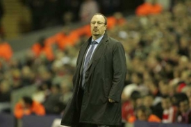 Manažer Reds Rafael Benítez v ohrožení. Pomůže mu výročí legendy?