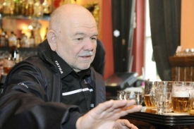 Šestinásobný vítěz Dakaru Karel Loprais.