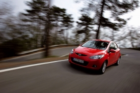 Mazda 2 si mezi dvou až tříletými auty vede skvěle.