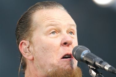Nechcete pozemek? James Hetfield.