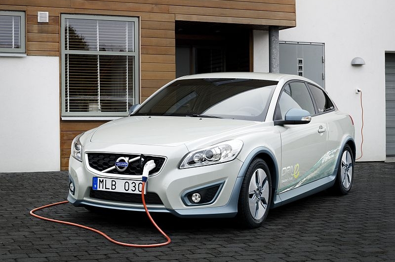 Elektrické Volvo C30 se začne v provozu testovat v roce 2011.
