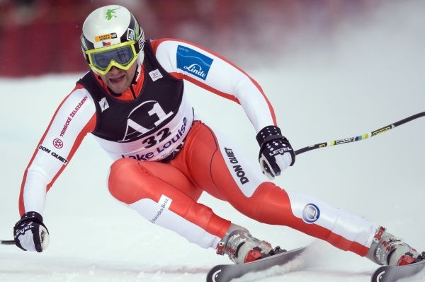 Petr Záhrobský na trati sjezdu v Lake Louise.