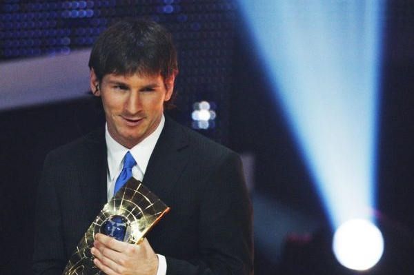 Argentinec Messi převzal cenu pro nejlepšího fotbalistu.