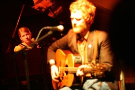 Markéta Irglová a Glen Hansard oznámil v lednu rozchod.