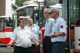 Odboráři podepsali kolektivní smlouvu s Dopravním podnikem Praha.