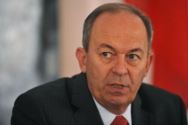 Lubom&iacute;r Kv&iacute;čala odch&aacute;z&iacute; do důchodu.