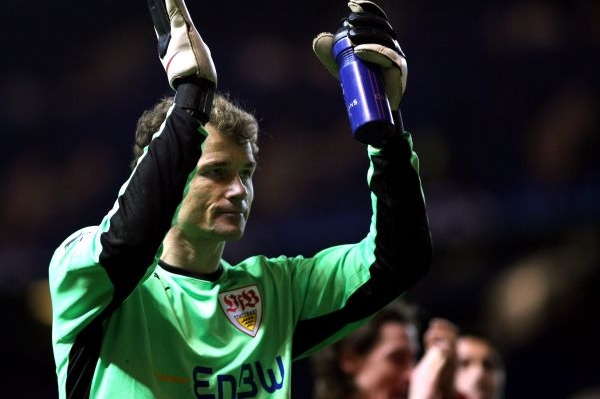 Brankář Stuttgartu Jens Lehmann.