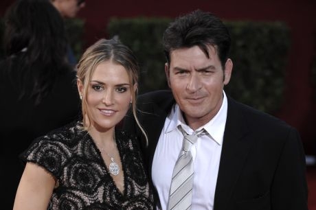 Charlie Sheen s manželkou Brooke Muellerovou. 