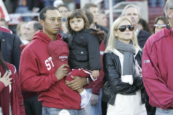 Tiger Woods s rodinou, dcerou Sam a manželkou Elin. 