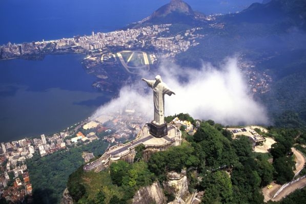 Rio de Janeiro očekává na Silvestra nápor více než 2 milionů lidí. 