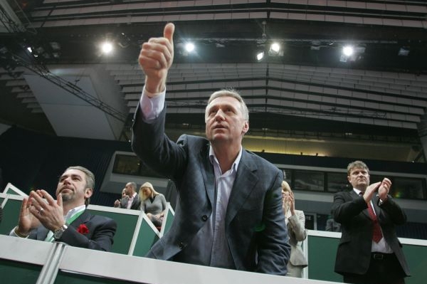 Ivo Kaderka (vpravo) a mocní. Šéf ODS Topolánek a magnát Chrenek.