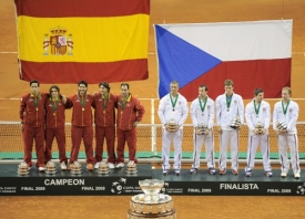 Češi ve finále Davis Cupu neprohráli pouze na kurtu.