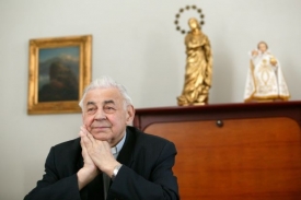 Kardinál Miloslav Vlk odchází do důchodu.