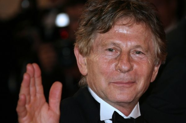 Polanski je v domácím vězení na chatě v Gstaadu.