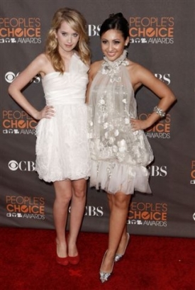 Megan Park a Francia Raisa z "Tajného života teenagerů".