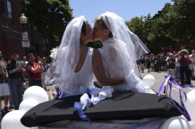 Katolický iberský poloostrov je k homosexuálům liberální.