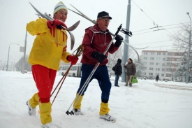 Sníh překvapil spíše v nižších polohách, na horách je klid.