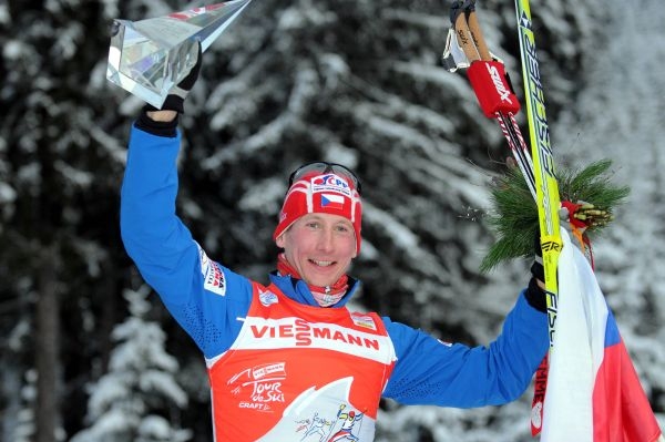 Lukáš Bauer se zaslouženou trofejí.