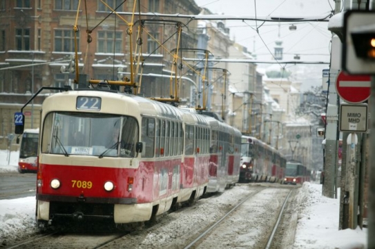 Dopravní nehody tramvají zablokovaly dopravu.