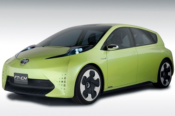 Nejnovější hybridní koncept Toyoty se jmenuje FT-CH.