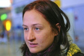 Eva Nováková přiletěla do Česka.