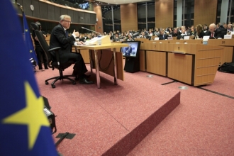 Finský kandidát Rehn.