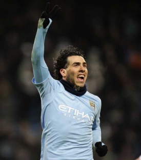 Carlos Tévez září. Pod Mancinim se znovu rozehrál do skvělé formy.