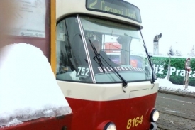 Řidič pražské tramvaje přišel o práci.